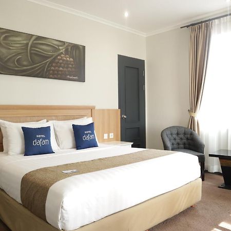 Hotel Dafam Semarang Exterior photo